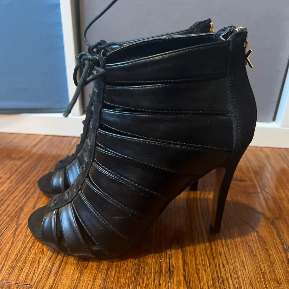 Kardashian Kollection Heels Size 7.5